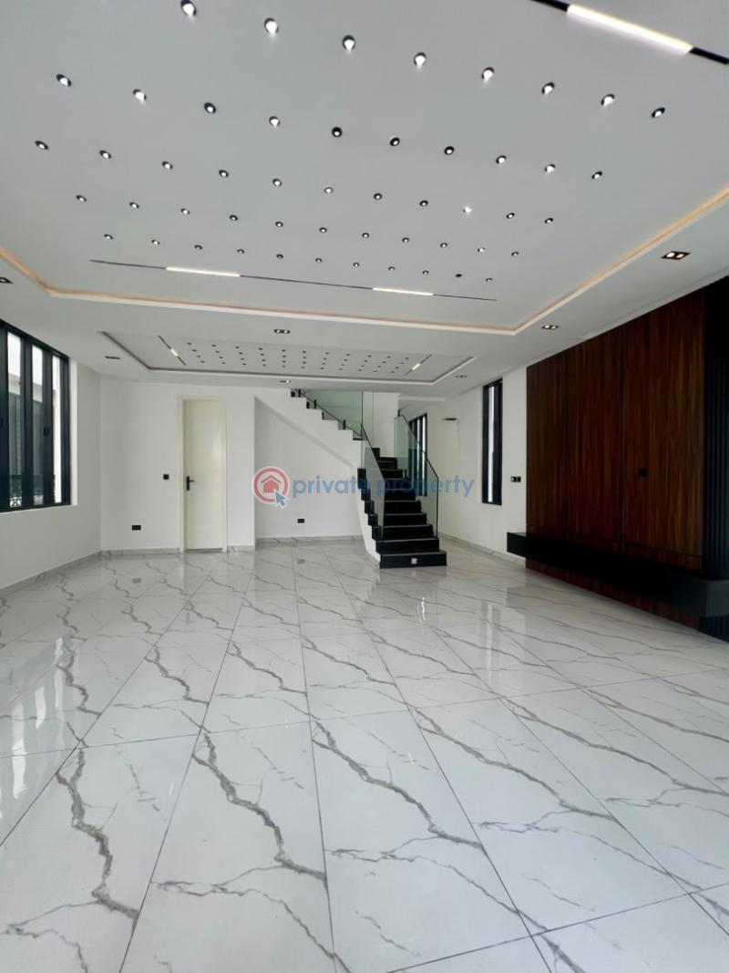 5 bedroom Detached Duplex For Sale Chevron Drive Lekki Lagos - 0