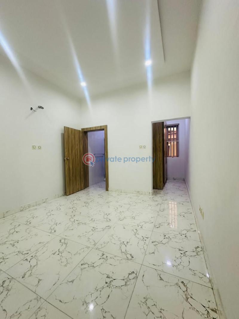 4 bedroom Semi detached Duplex For Sale Maryland Lagos - 12