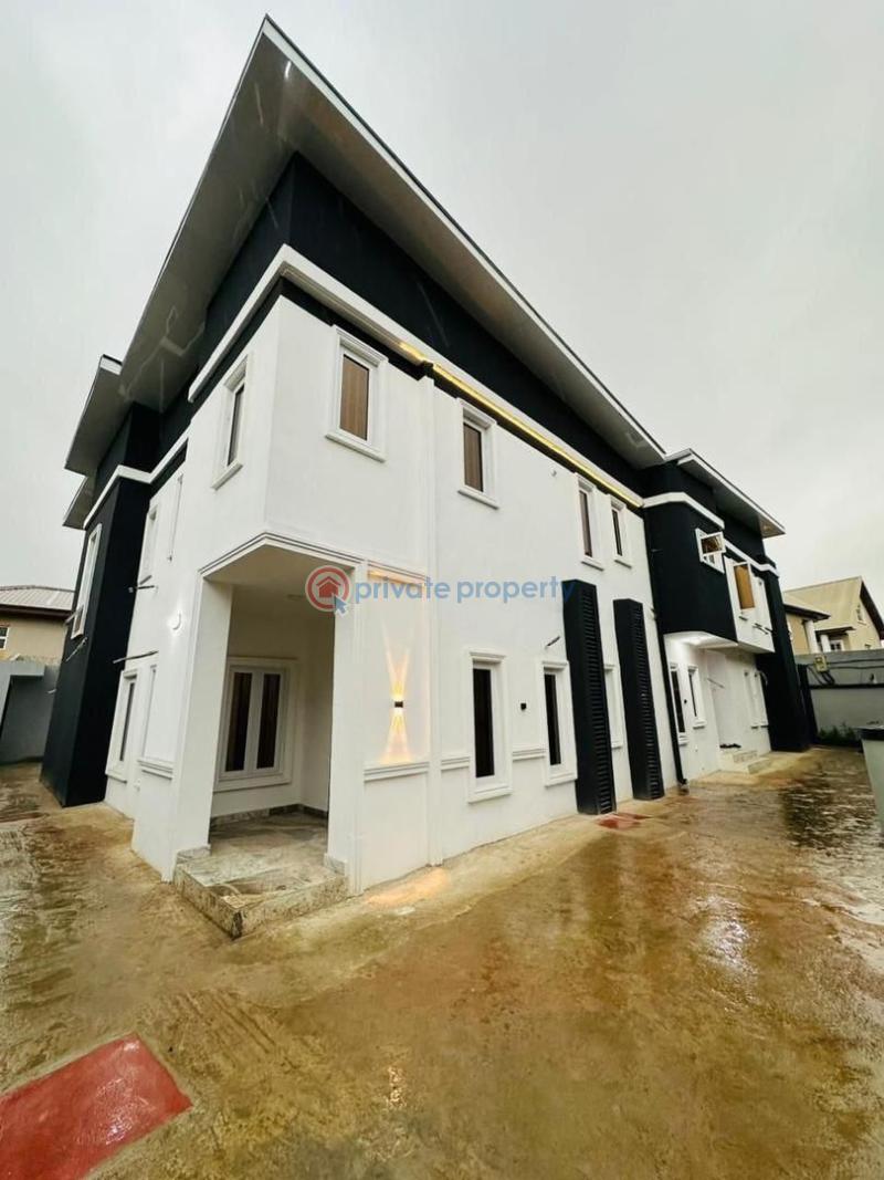 4 bedroom Semi detached Duplex For Sale Maryland Lagos - 1