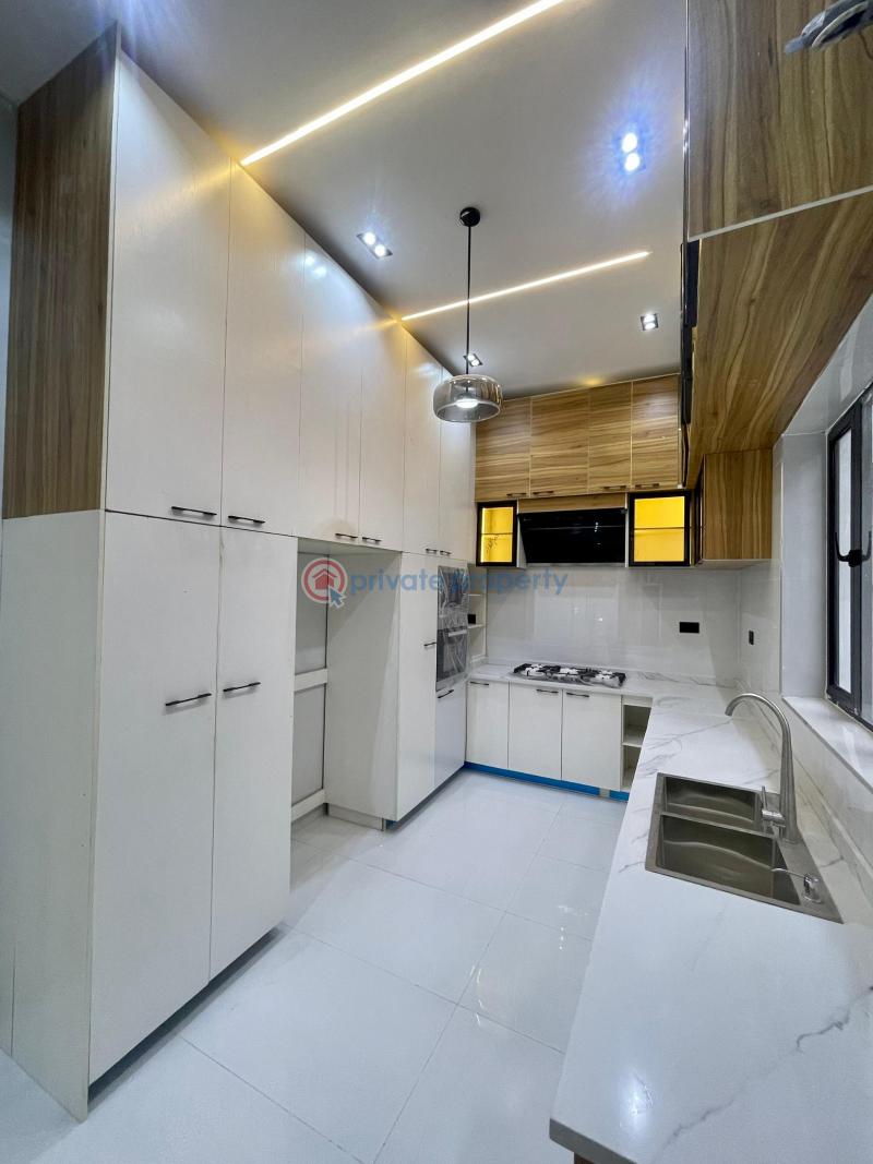 4 bedroom Detached Duplex For Sale Ikota Lekki Lagos - 4