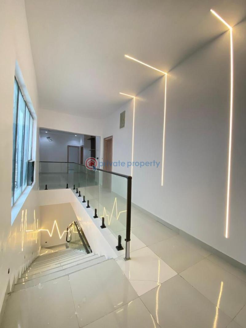5 bedroom Detached Duplex For Sale Victoria Garden City Lekki Lagos - 2