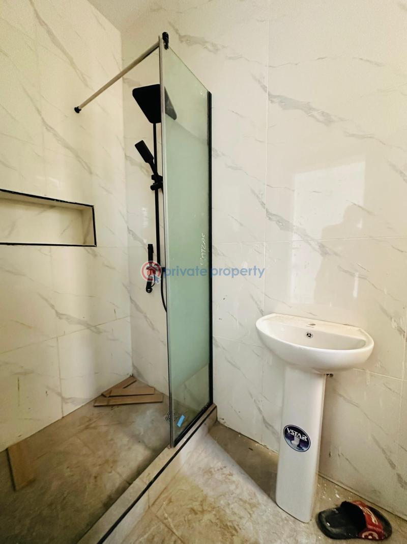 4 bedroom Detached Duplex For Sale Omole Phase 1 Ojodu Lagos - 9