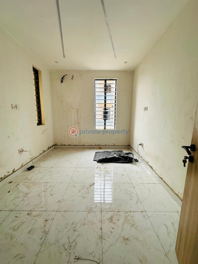 4 bedroom Detached Duplex For Sale Omole Phase 2 Ojodu Lagos - 5