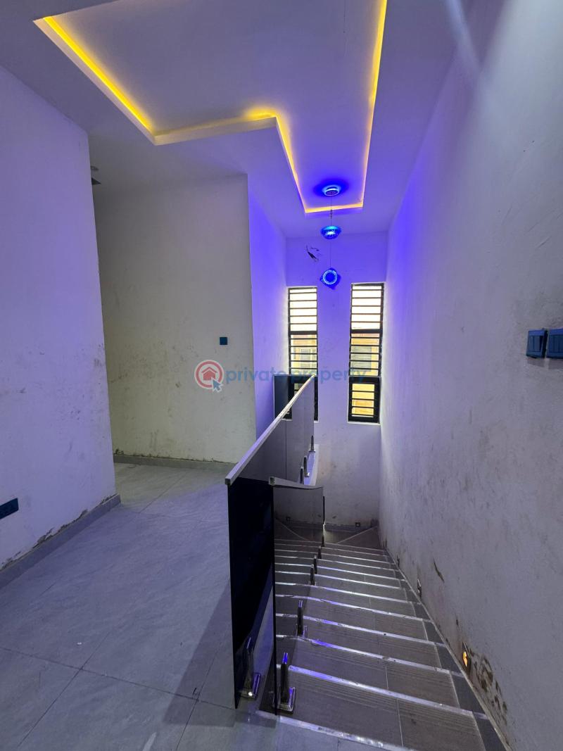 5 bedroom Detached Duplex For Sale Gbagada Lagos - 6