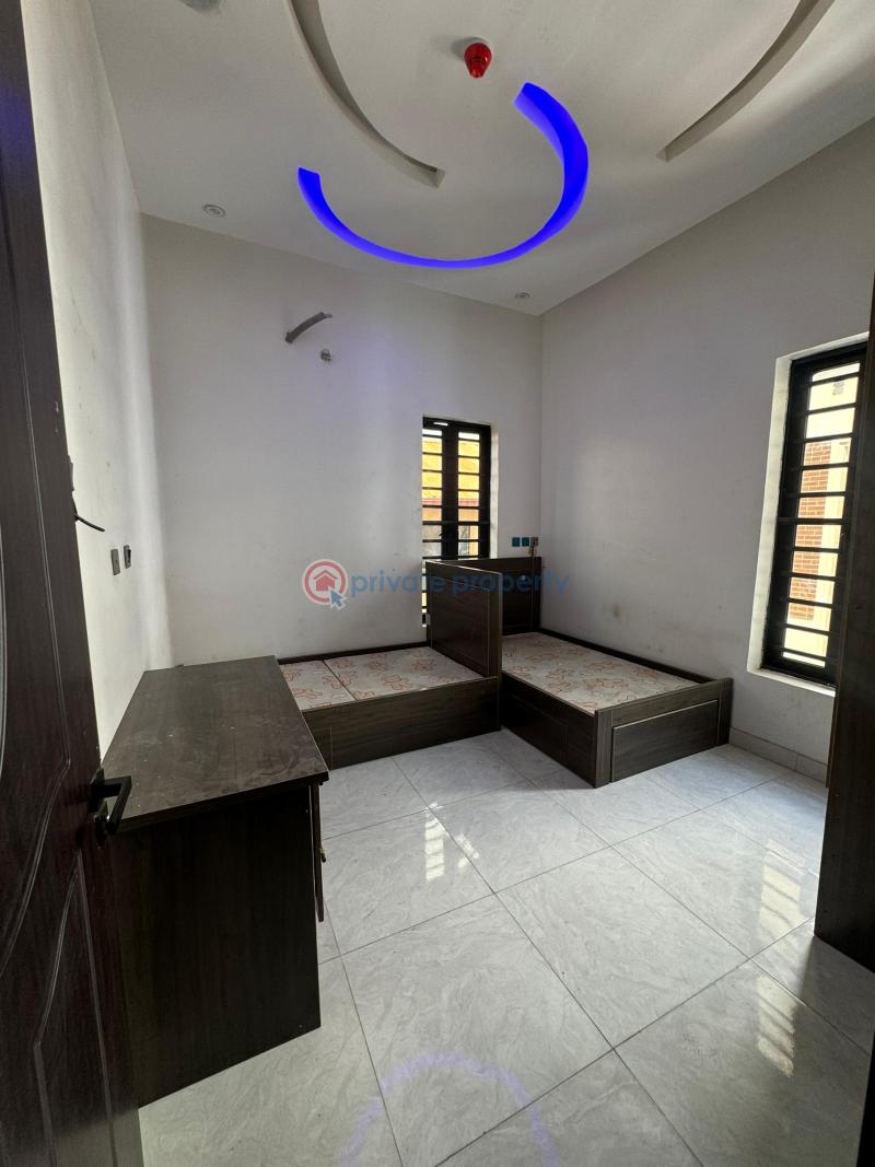 5 bedroom Detached Duplex For Sale Gbagada Lagos - 9