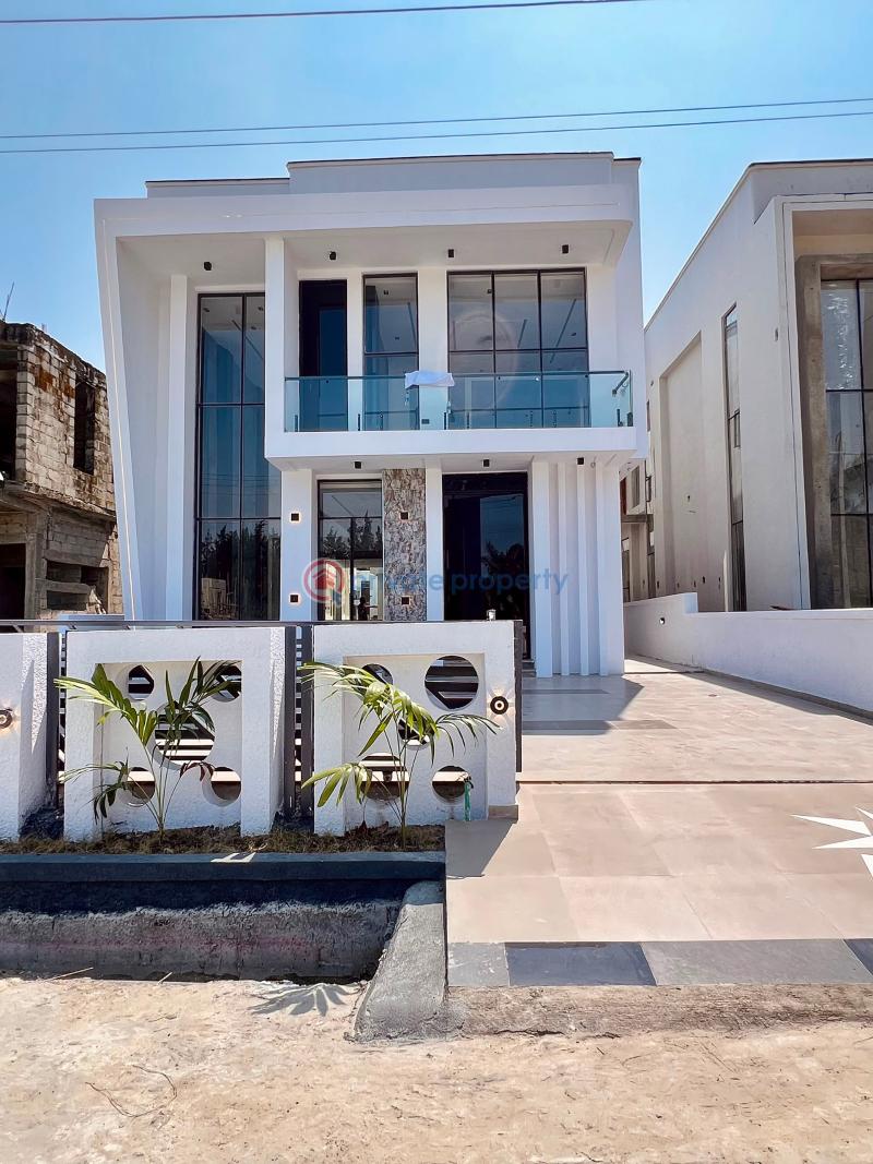 5 bedroom Detached Duplex For Sale Lekki County Ikota Lekki Lagos - 1