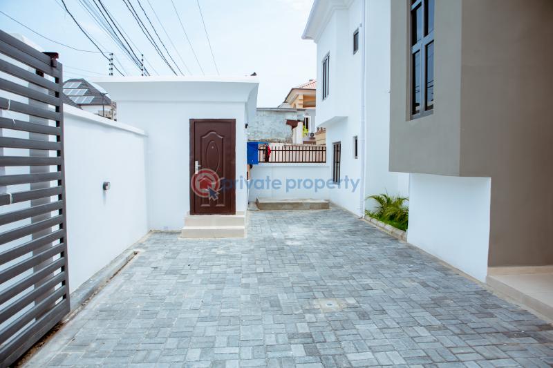 4 bedroom Detached Duplex For Sale Kazeem Eletu Way Osapa London Lekki Lagos - 3