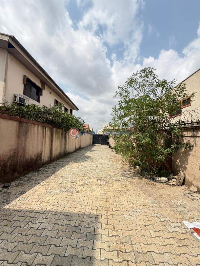 5 bedroom Detached Duplex For Sale Magodo GRA Phase 2 Kosofe/Ikosi Lagos - 1