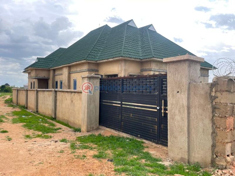 2 bedroom Self Contain For Sale Kwang, Jos North Jos North Plateau