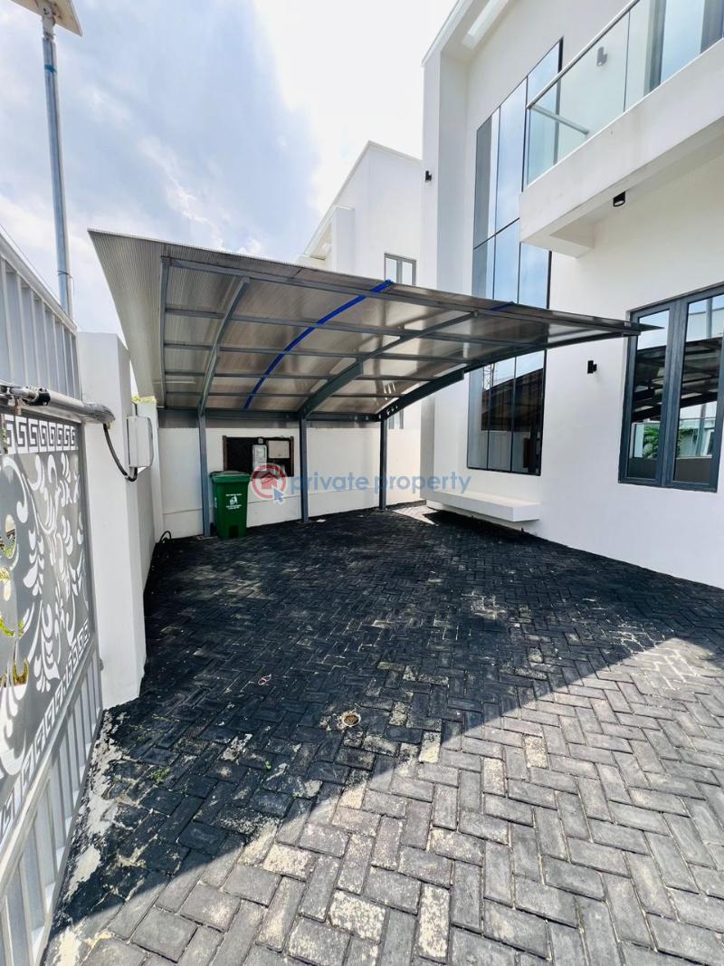 4 bedroom Detached Duplex For Sale Foredoom Way Lekki Lagos - 1