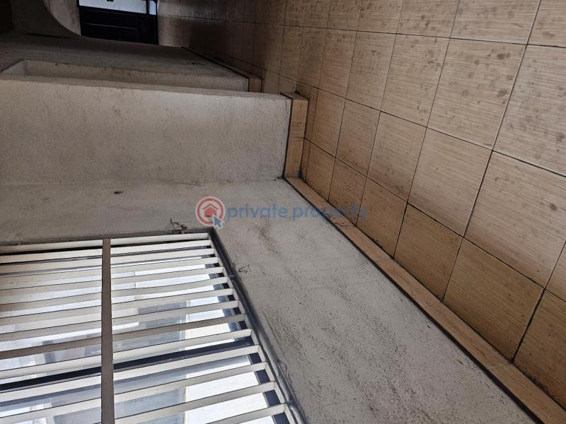 10 bedroom Detached Duplex For Sale Aguda  Surulere Lagos - 31