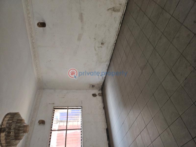 10 bedroom Detached Duplex For Sale Aguda  Surulere Lagos - 10