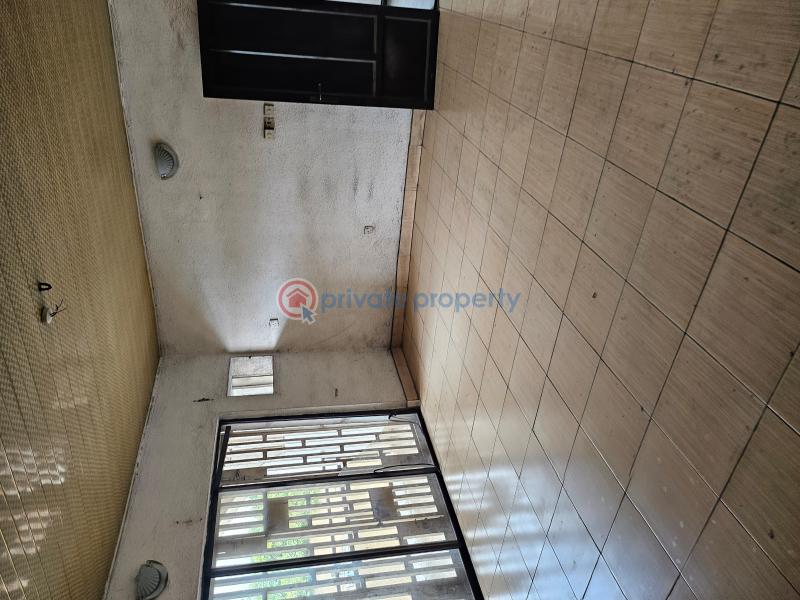 10 bedroom Detached Duplex For Sale Aguda  Surulere Lagos - 24