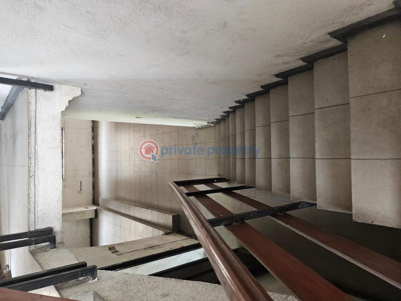 10 bedroom Detached Duplex For Sale Aguda  Surulere Lagos - 15