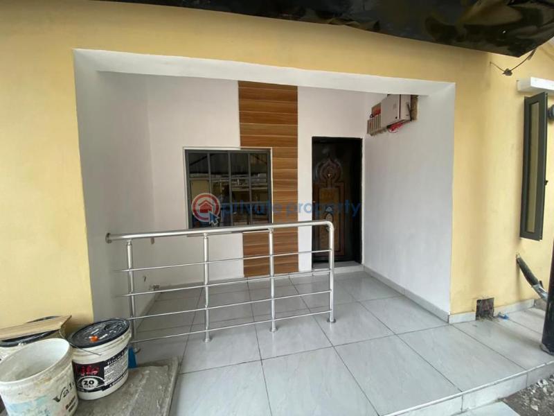 Distress sale 2 bedroom flat in chevron - 4 2 bedroom Block Of Flats For Sale Chevy View Estate Chevron Drive Lekki Lagos - 4