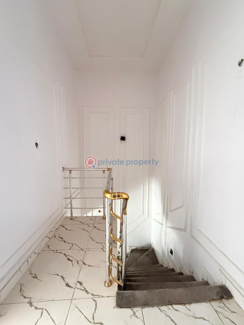 Distress sale 3 bedroom terrace duplex - 13 3 bedroom Terrace For Sale Ikota Lekki Lagos - 13