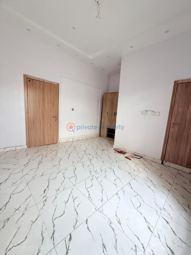 Distress sale 3 bedroom terrace duplex - 9 3 bedroom Terrace For Sale Ikota Lekki Lagos - 9