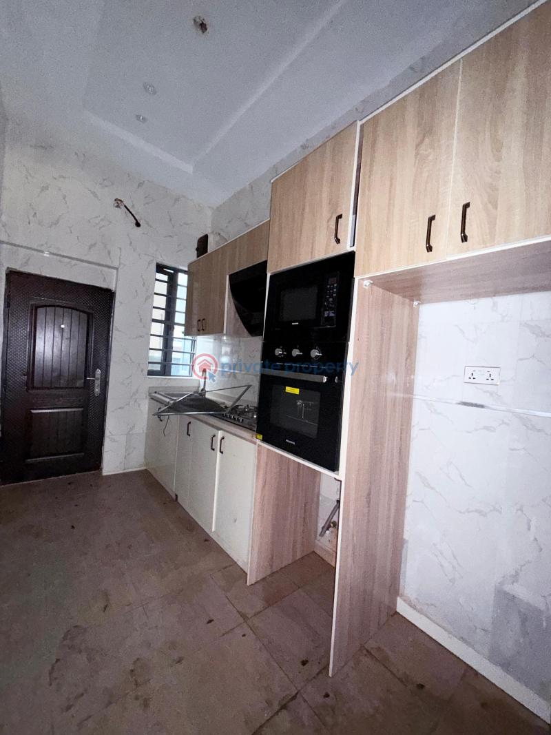 Distress sale 3 bedroom terrace duplex - 10 3 bedroom Terrace For Sale Ikota Lekki Lagos - 10