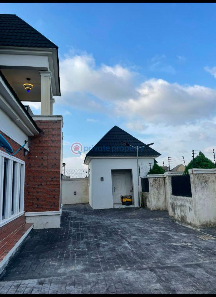 3 bedroom Penthouse For Sale In An Estate Airport Road Lugbe Abuja Lugbe Abuja Phase 4  - 2