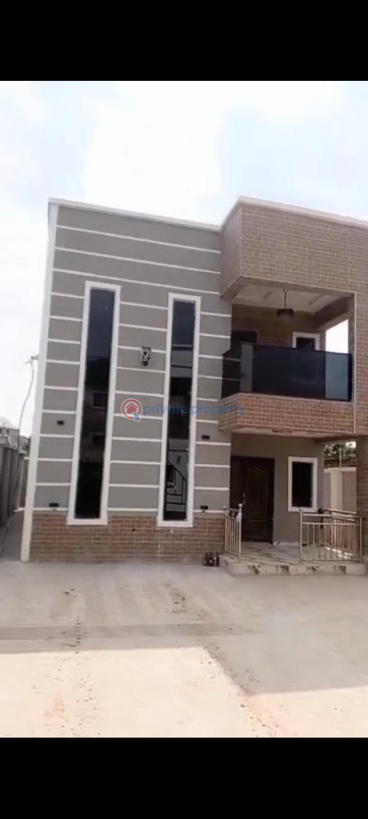 Distress sale. 4 bedroom duplex - 1 4 bedroom Duplex For Sale Transearodrome Layout Estate. Emene Enugu Enugu Suburb Enugu Area  - 1