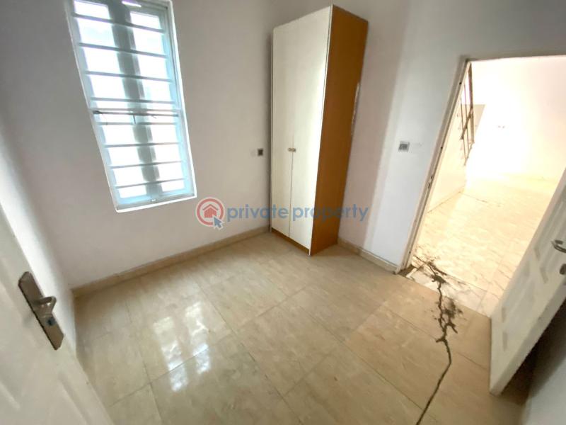 Distress sale 4 bedroom fully detached - 1 4 bedroom Duplex For Sale Secure Estate In Thomas Thomas Estate Ajah Lagos - 1