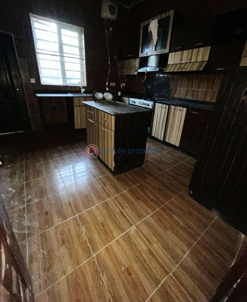 4 bedroom Semi detached Duplex For Sale Secured Estate In Thomas Thomas Estate Ajah Lagos - 7