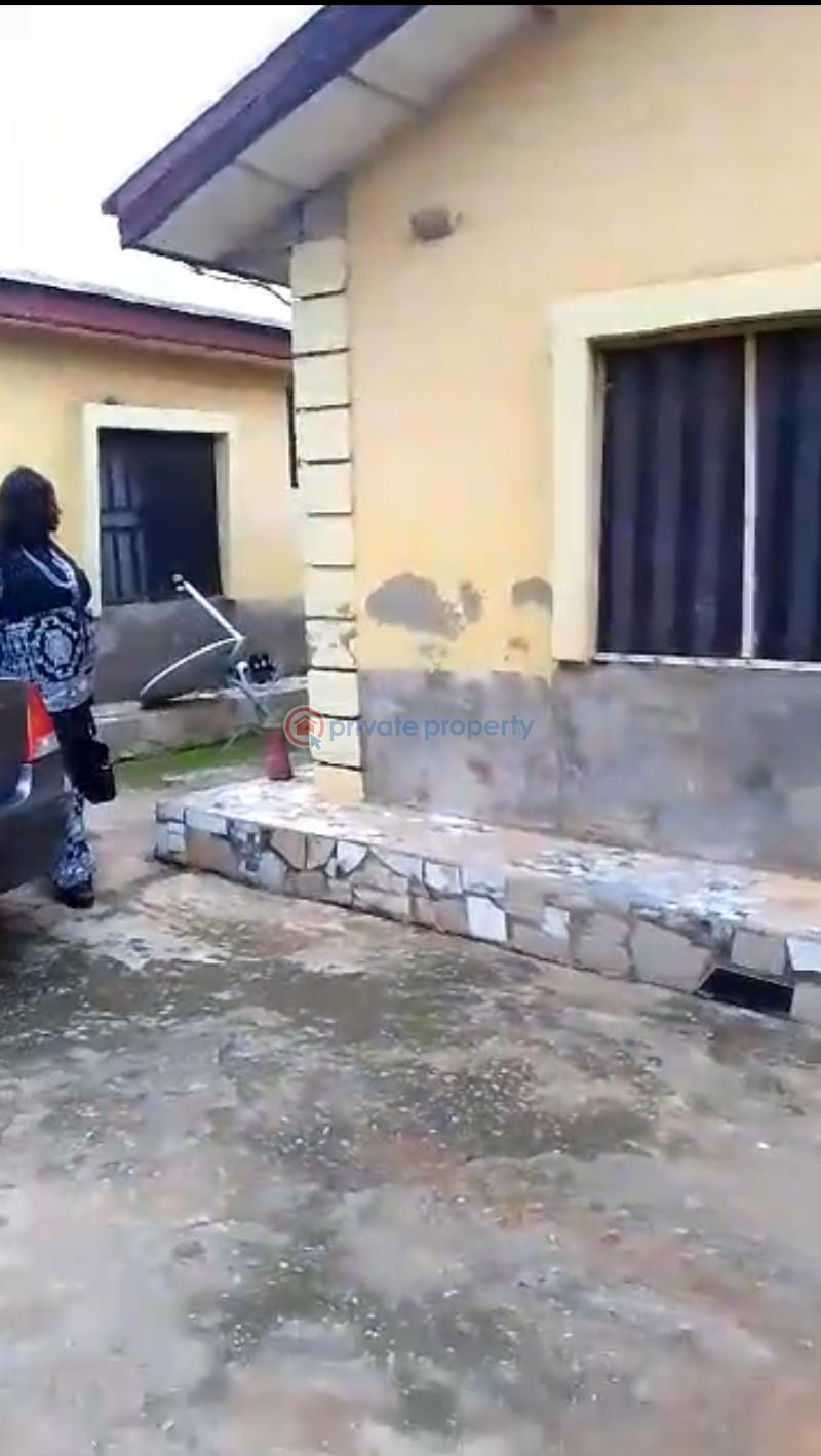 4 bedroom Mini Flat For Sale By Ss Quarters... Jikwoyi Abuja Phase 4  - 3