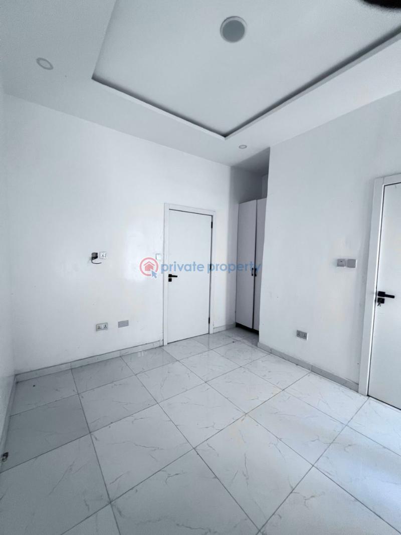 Distress sale  4bedroom semi  detached duplex for sale. - 9 4 bedroom Block Of Flats For Sale Chevron Drive Lekki Lagos - 9