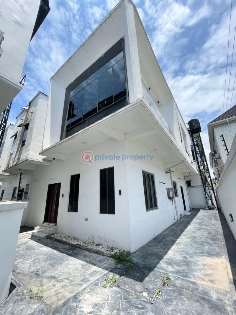 4 bedroom Block Of Flats For Sale Chevron Drive Lekki Lagos - 0
