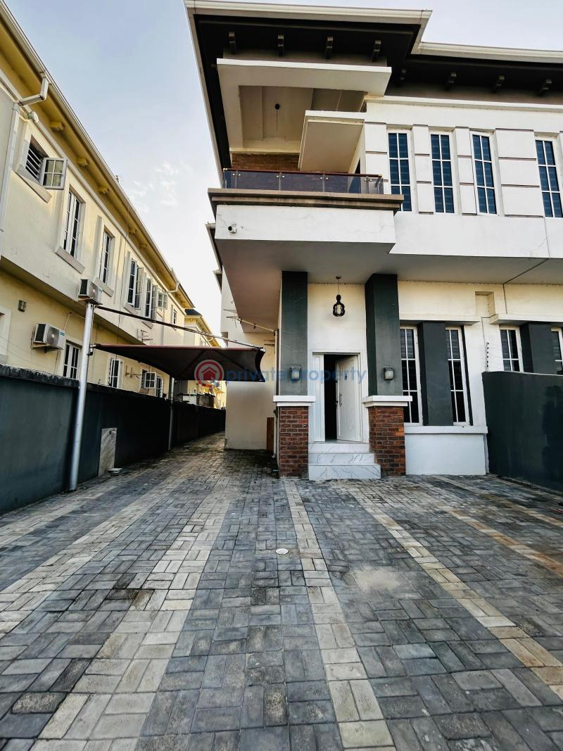 4 bedroom Semi detached Duplex For Sale Ologolo Lekki Lagos - 0