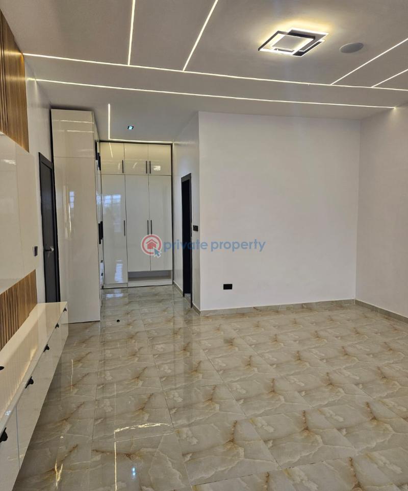 5 bedroom Detached Duplex For Sale Pinnock Osapa Lekki Lagos - 4