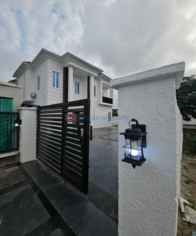 5 bedroom Detached Duplex For Sale Pinnock Osapa Lekki Lagos - 1