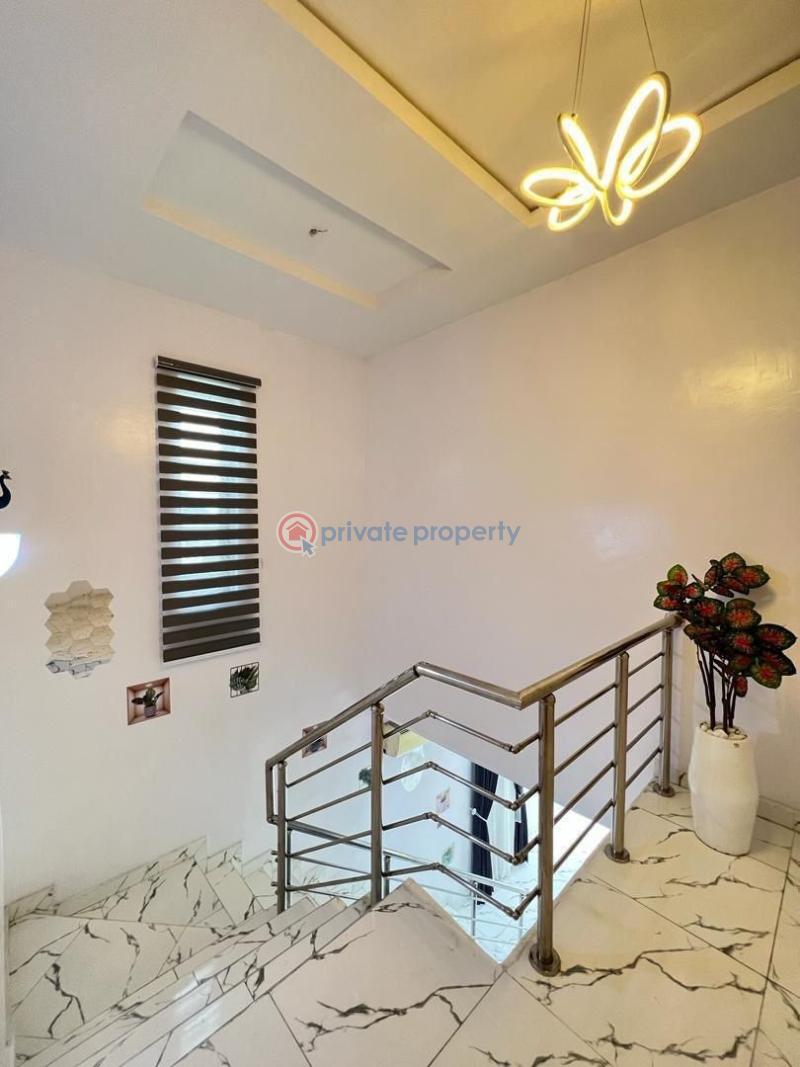 Distress sale 5 bedroom semi detached duplex in thomas estate ajah - 3 5 bedroom Semi detached Duplex For Sale Secure Estate In Thomas Estate Thomas Estate Ajah Lagos - 3