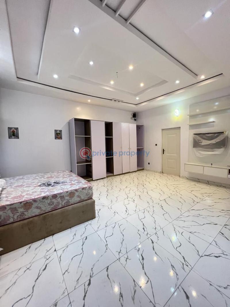 Distress sale 5 bedroom semi detached duplex in thomas estate ajah - 5 5 bedroom Semi detached Duplex For Sale Secure Estate In Thomas Estate Thomas Estate Ajah Lagos - 5