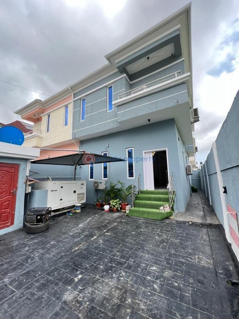5 bedroom Semi detached Duplex For Sale Secure Estate In Thomas Estate Thomas Estate Ajah Lagos - 0