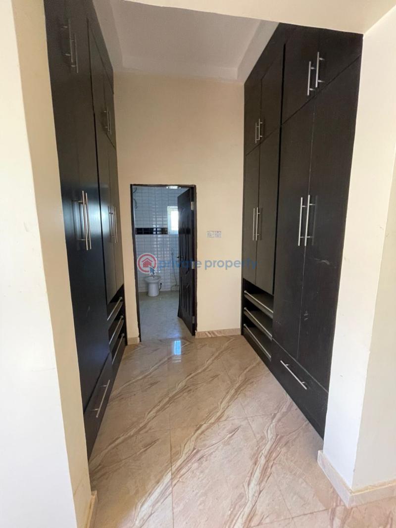 6 bedroom Detached Duplex For Sale Dakwo Abuja Phase 3  - 4