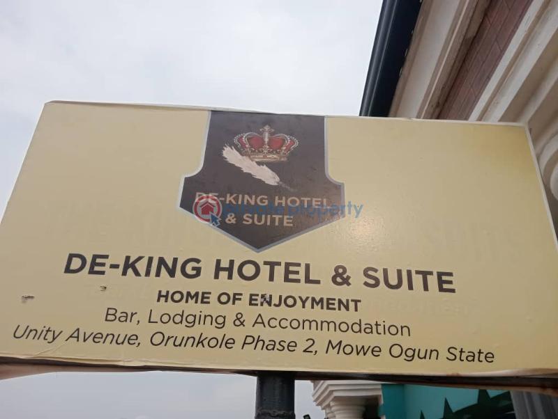 8 bedroom Hotel For Sale Estate Mowe Ogun area  - 7