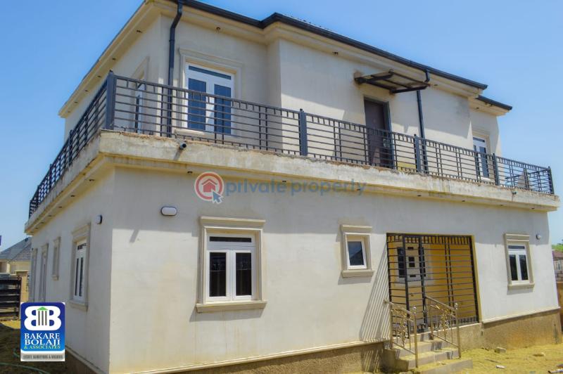 4 bedroom Detached Duplex For Sale Lugbe Abuja Phase 4  - 1