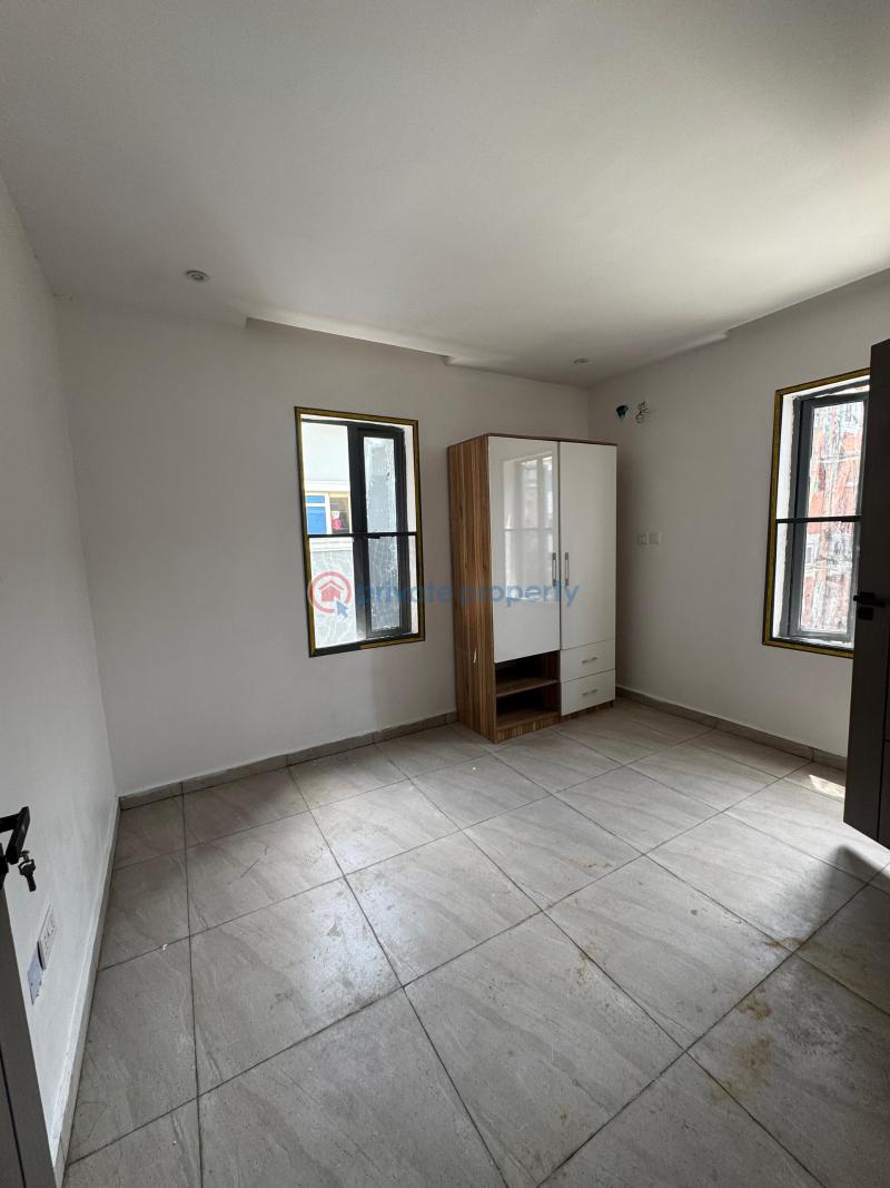 Distress sale lovely 2bedroom apartment - 7 2 bedroom House For Sale Ikate Elegushi Lekki Lagos - 7