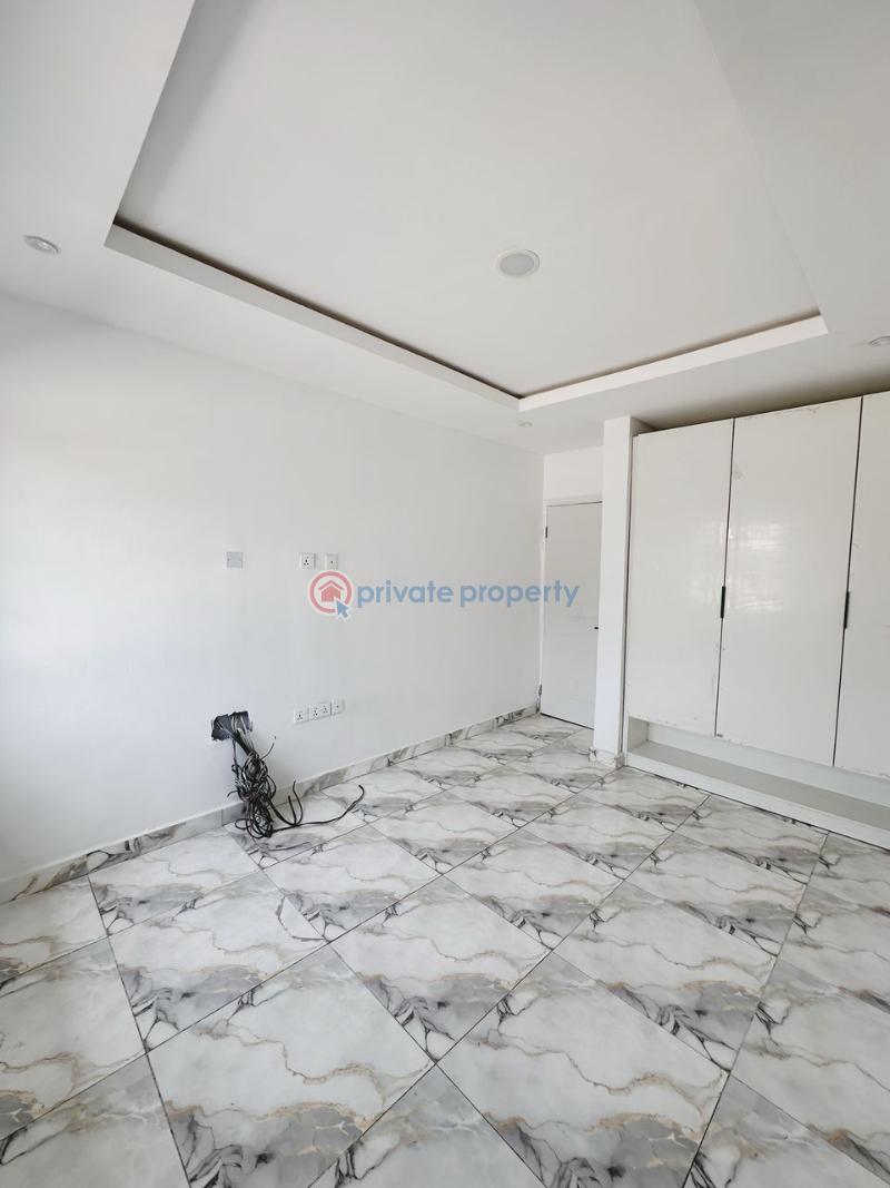 Distress sale, massive 5 bedroom duplex with 3 rooms bq - 3 5 bedroom Duplex For Sale Femi Okunnu Jakande Lekki Lagos - 3