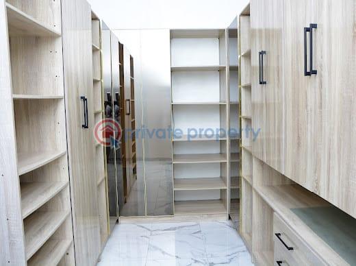 Distress sale, massive 5 bedroom semi detached with bq in ikate - 4 5 bedroom Semi detached Duplex For Sale Spar Road Lekki Phase 1 Lagos - 4