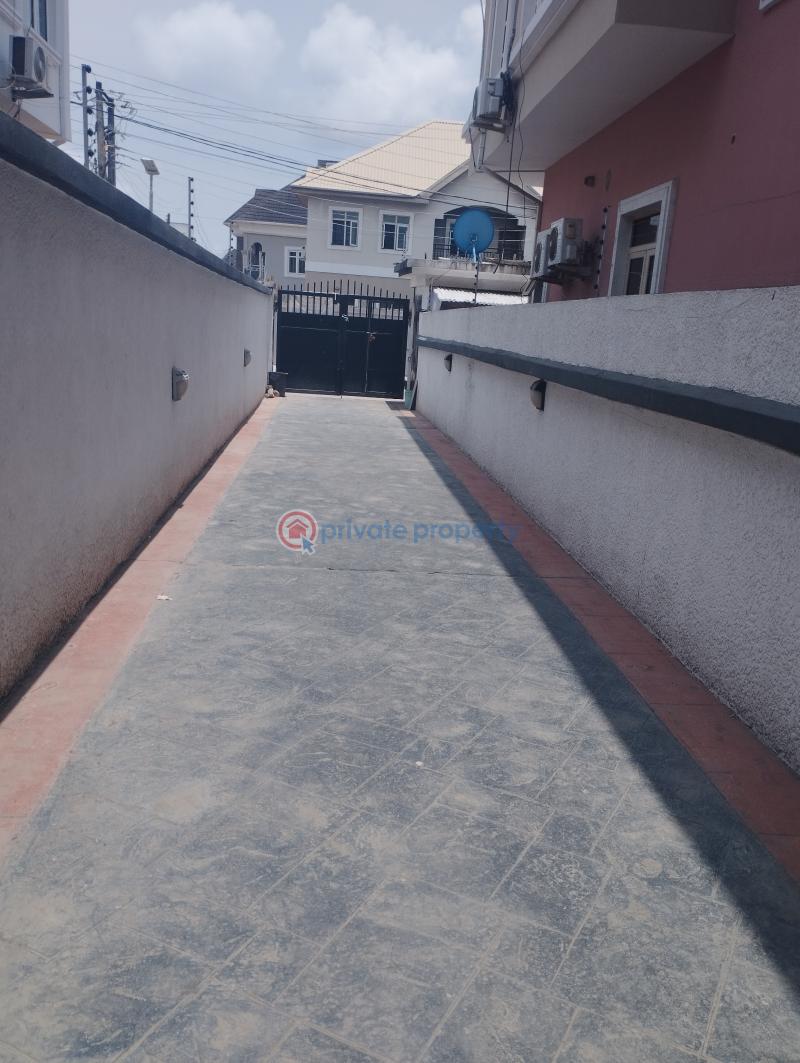 5 bedroom Detached Duplex For Sale Estate Osapa London Lekki Lagos - 2