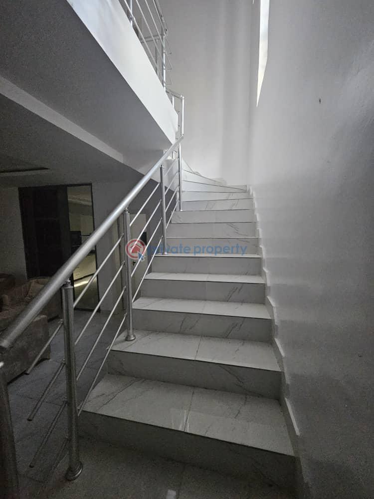Distress sale of 4 bedroom terrace duplex - 1 4 bedroom Semi detached Duplex For Sale Ikota Gra Lekki Ikota Lekki Lagos - 1