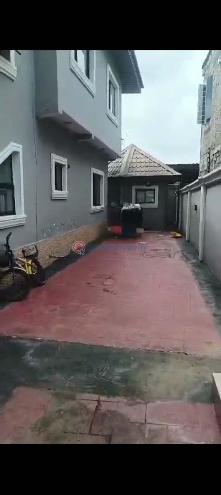 House For Sale In An Estate At Olopa Bstop, Grailand Axis On Band A Light. Iju-obawole Ifako-Ijaiye Lagos - 8
