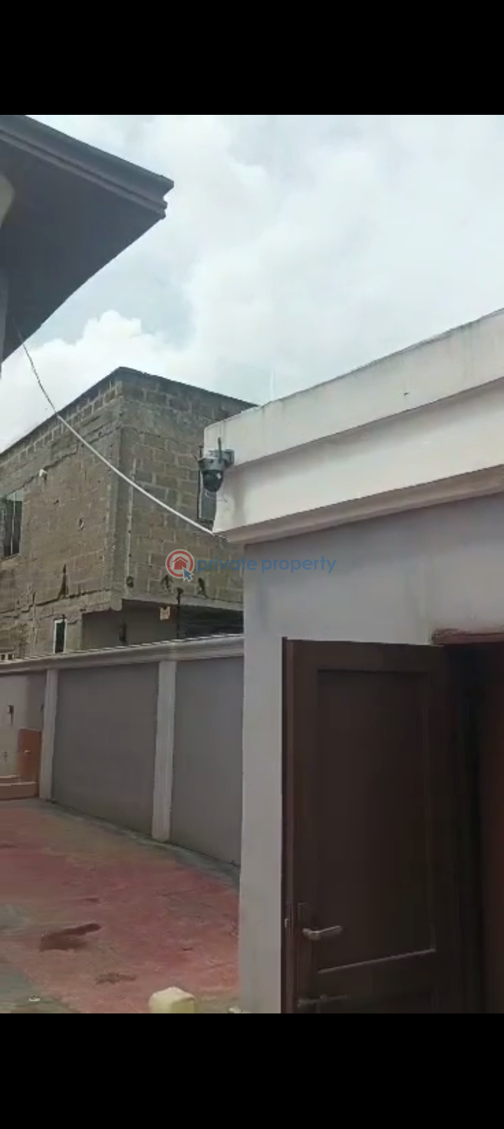 House For Sale In An Estate At Olopa Bstop, Grailand Axis On Band A Light. Iju-obawole Ifako-Ijaiye Lagos - 4