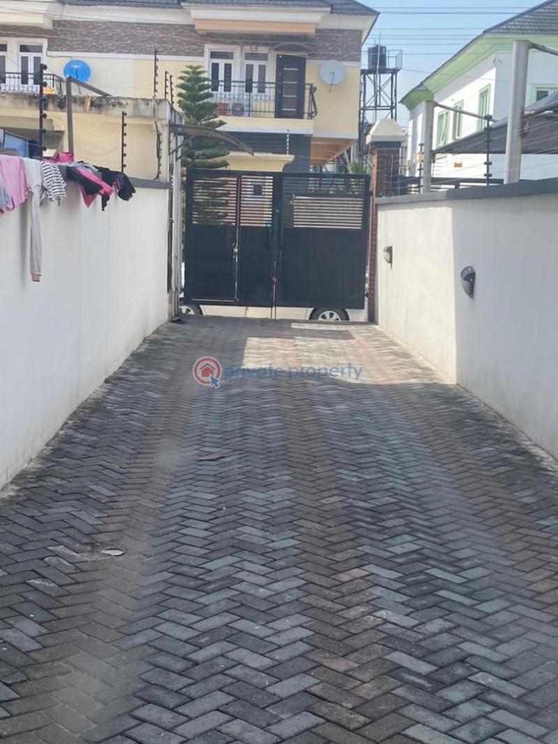 5 bedroom Duplex For Sale Osapa Lekki Lagos - 3