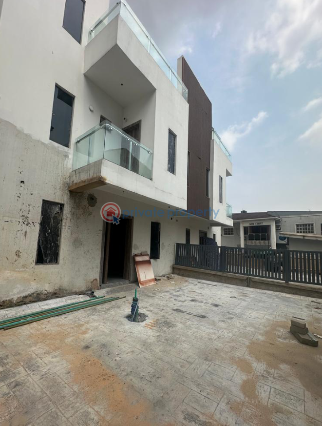 4 bedroom Semi detached Duplex For Sale Gbagada Central Gbagada Lagos - 1