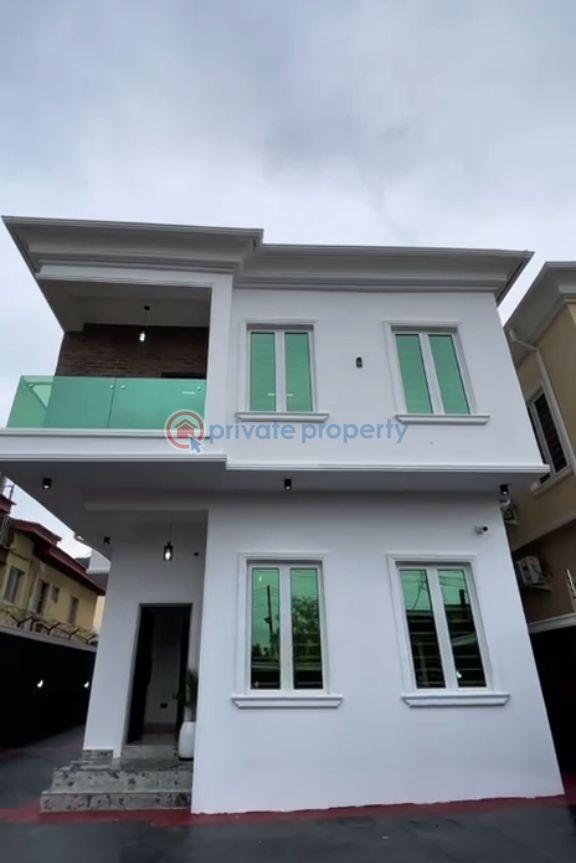 5 bedroom Detached Duplex For Sale Omole Phase 1 Ojodu Lagos - 1