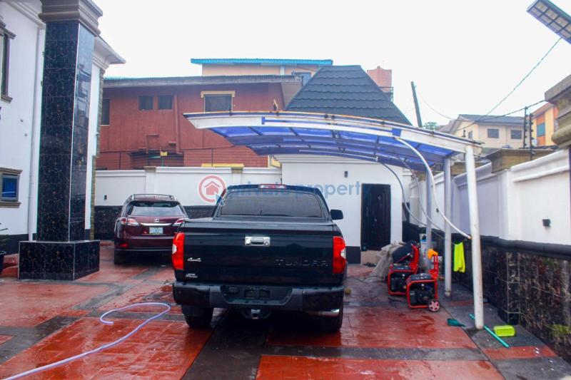 5 bedroom Detached Duplex For Sale Chief Segun Olaiya Estate Ikosi-ketu Kosofe/Ikosi Lagos - 1