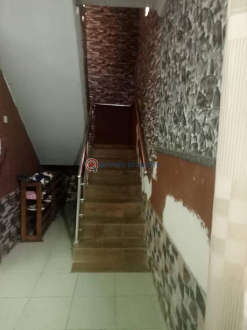 5 bedroom Detached Duplex For Sale Adamo Ikorodu Ikorodu Lagos - 3